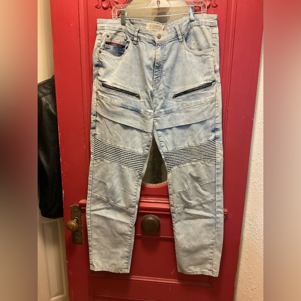 Akademiks jeanius 38x30 blue jeans